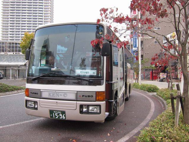 中型観光バス